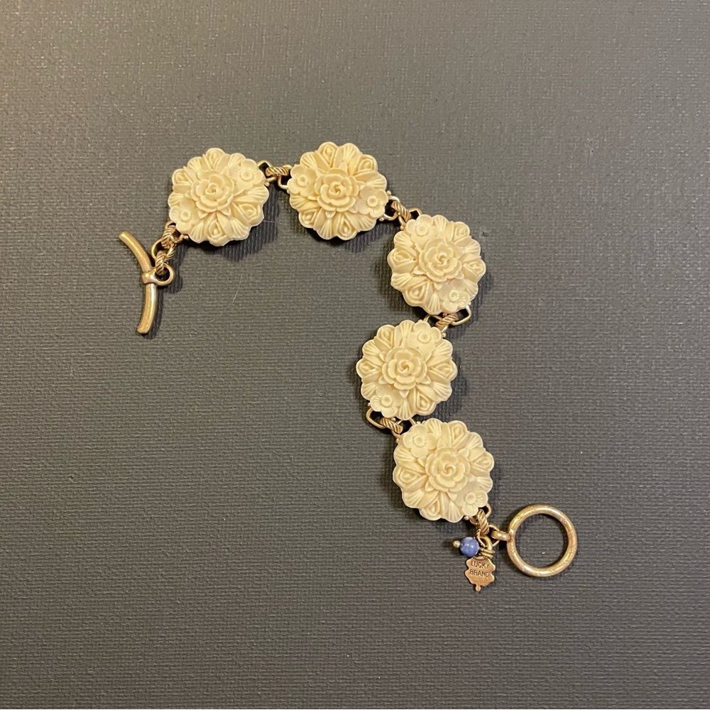 Faux ivory Lucky Brand bracelet!